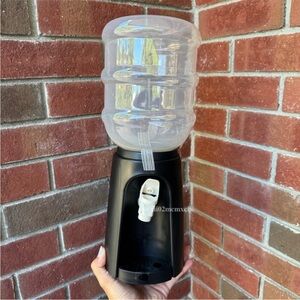 BULLSEYE PLAYGROUND Beverage Dispenser